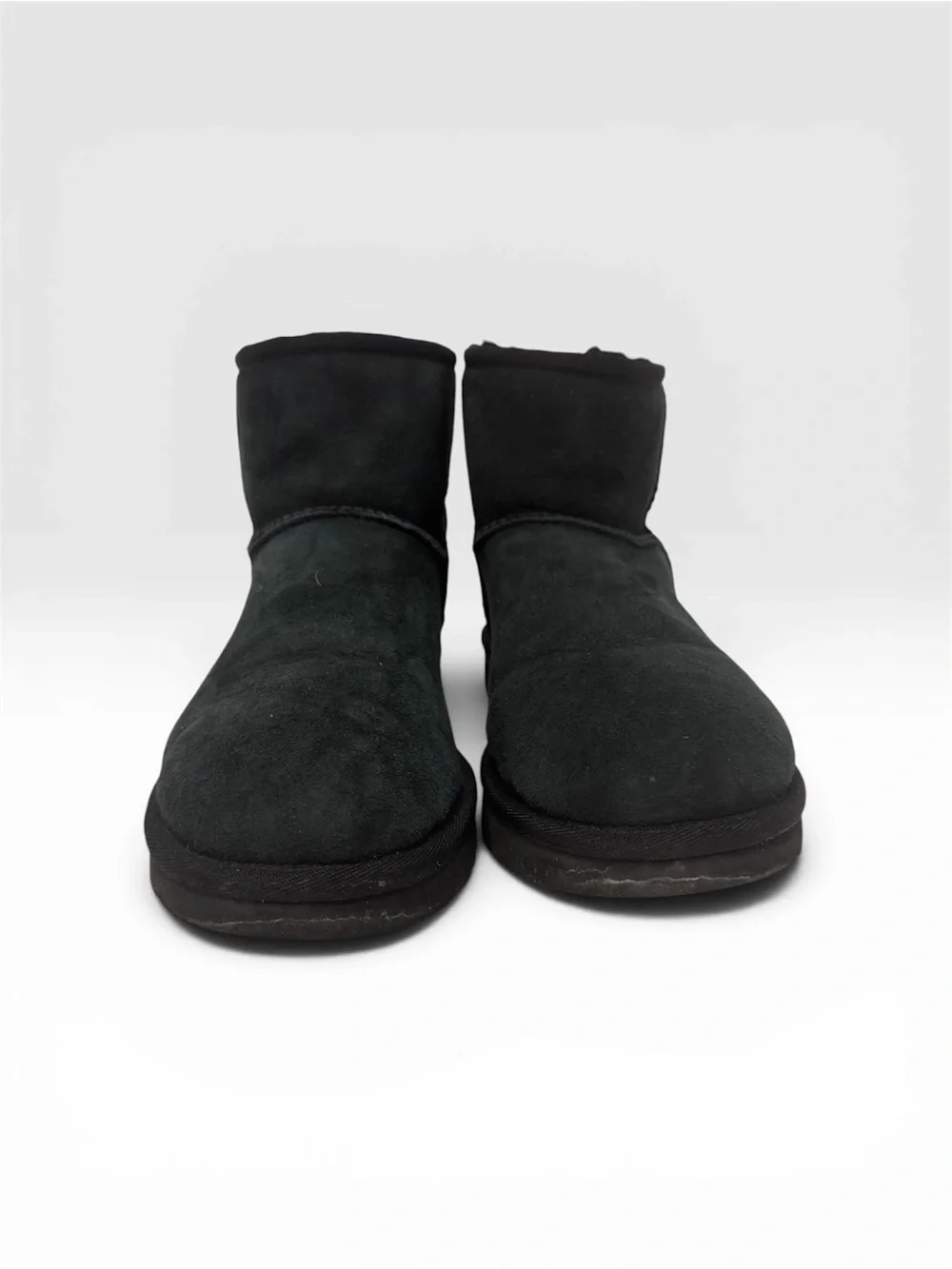 UGG classic short